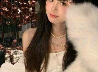 紧急企划 – 小恩的JK经典写真在线发售，高清画质带给你绝妙的视觉享受！.txt