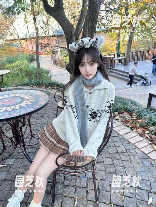 紧急企划 - 见希吊带写真作品大揭秘，超级福利图包奉上！.txt