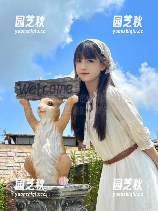 微密圈 - 紫色哒豚豚的早期照片合集：让我们一同分享她的写真魅力.txt