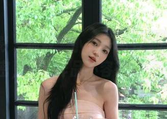 纳丝摄影 – 细数“小丸子秘书”原图中的秘密，精选作品不容错过！.txt