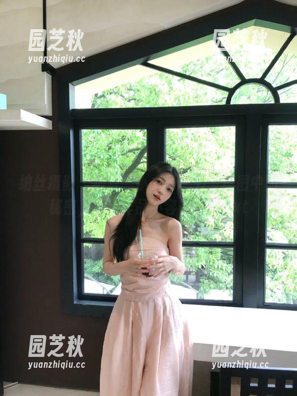 纳丝摄影 - 细数“小丸子秘书”原图中的秘密，精选作品不容错过！.txt