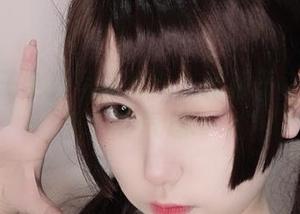 芋圆侑子全新写真更新：蓝格子小清新感受青春气息.txt