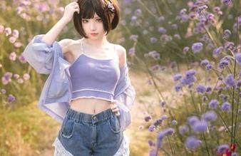 花柒Hana的女仆装COS图册，解锁萌趣与细腻之美.txt