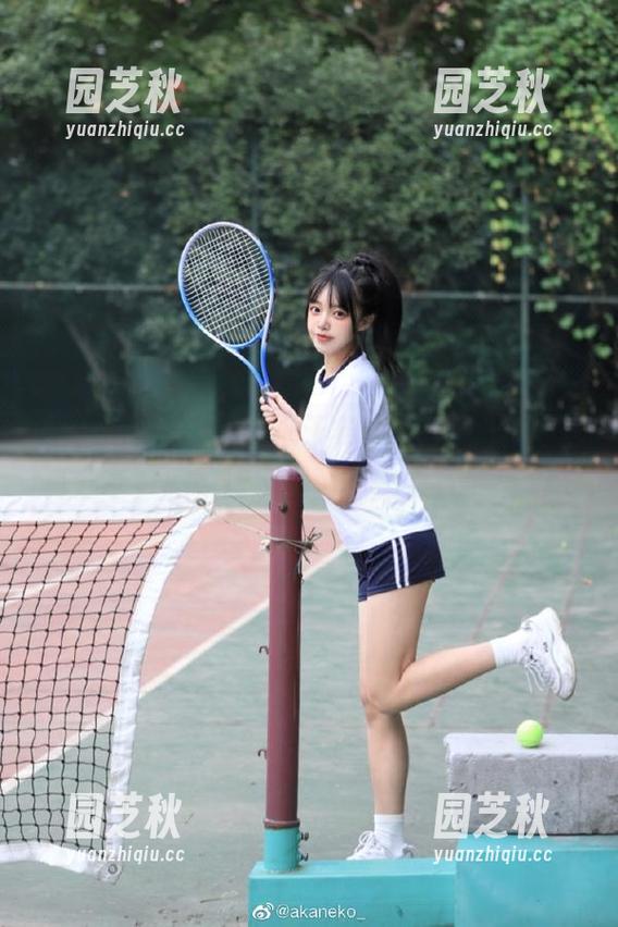 花漾show - 探索周于希Sandy的旗袍写真分享，感受传统服饰的魅力与风采.txt