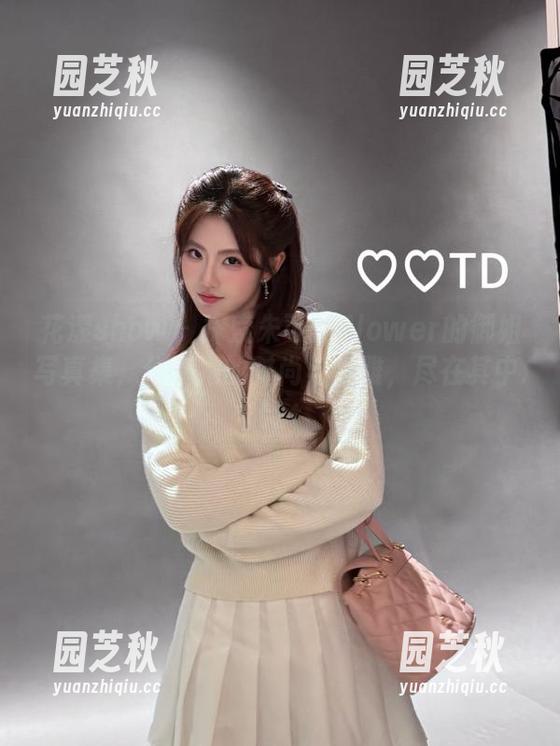 花漾show - 探索朱可儿Flower的御姐写真集，分享她的时尚与优雅，尽在其中.txt