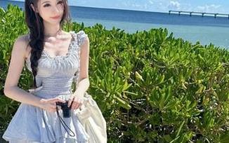 袜啵啵 – 熊熊可爱写真无限合集：小熊的魅力，你准备好被俘获了吗？.txt