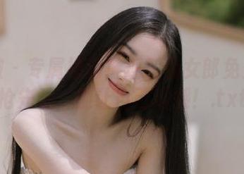 袜啵啵 – 专属福利！瑶瑶兔女郎免费写真抢先看，别让自己遗憾！.txt