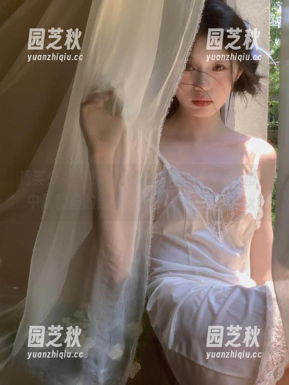 觅芙少女 - 探索小玲的裤里丝艺术，图库中最精彩的分享，让你心动不已！.txt