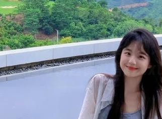 语画界 – 徐莉芝牛仔裤写真特辑：获取经典原图与精选资源指南.txt