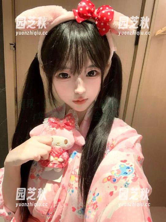 语画界 - 那些年我们追过的厨娘：玥儿玥er华丽图片与原图全纪录.txt