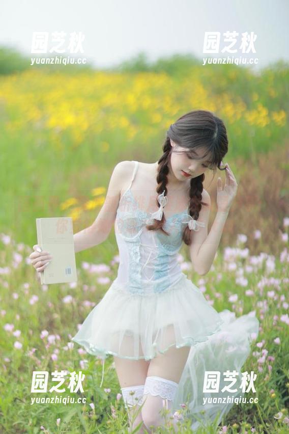 语画界 - 深度剖析绯月樱泳衣美图分享：你觉得她的泳衣挑人吗？.txt