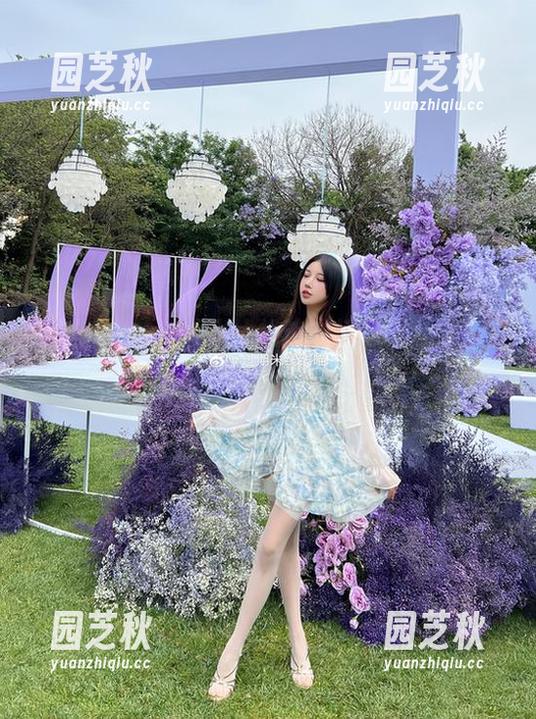 细腻动人的过期米线线连衣裙写真合集，全面免费给你时尚灵感！.txt