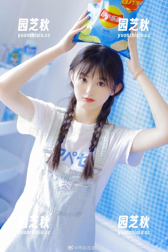 微密圈 - 迷人的五姨太精彩全套作品，带你进入妹妹的写真艺术奇境.txt