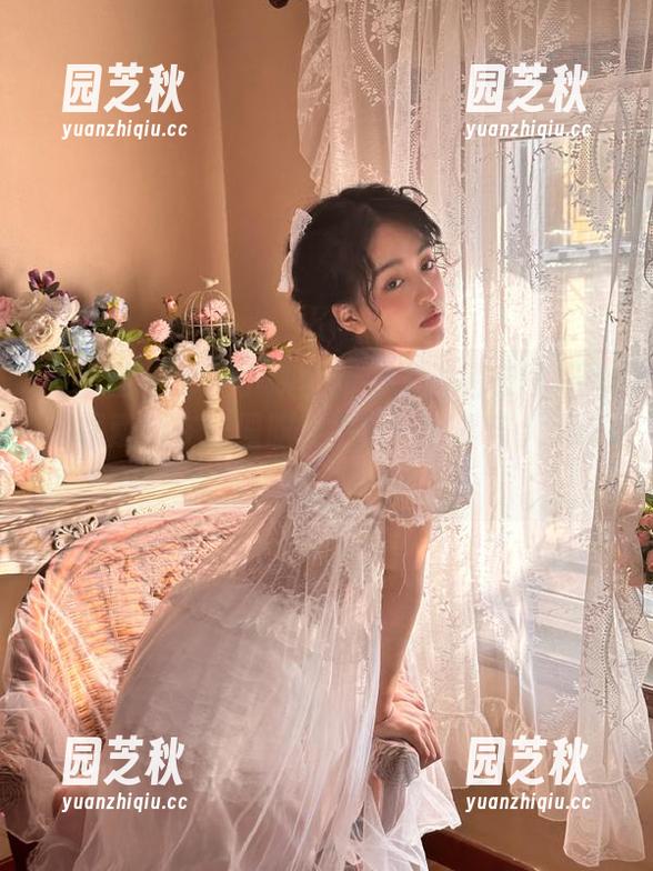 微密圈 - 醇子小姨全新护士作品在线观看，探索她在护理职场中的小故事与大情怀！.txt