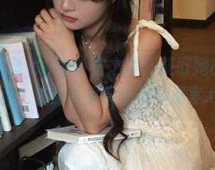 体验金鱼yui的丝袜之美：获取她的写真作品，立刻下载享受视觉盛宴.txt