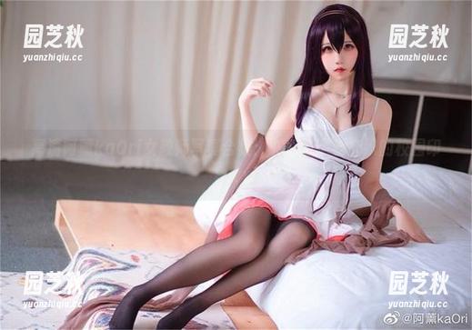 高清阿薰kaOri女教师写真合集：书香与风韵交织的校园印象.txt