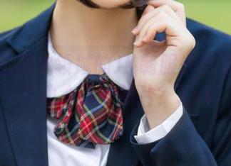 有什么比风之领域的JK制服少女写真更能打动心弦的照片？.txt