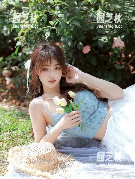 魅妍社 - 周小然礼服摄影作品图库分享，带你领略不一样的光彩风格！.txt