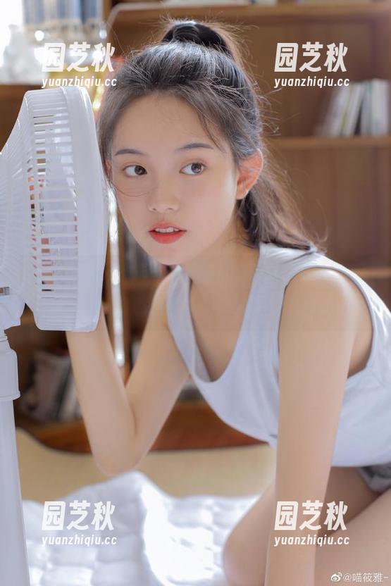 魅妍社 - 小沫琳体操服的时尚演绎，美图与壁纸带你感受别样的青春气息！.txt