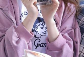 魅妍社 – 萌汉药baby很酷女友写真精选图库：捕捉她的甜美瞬间，点亮你的生活.txt